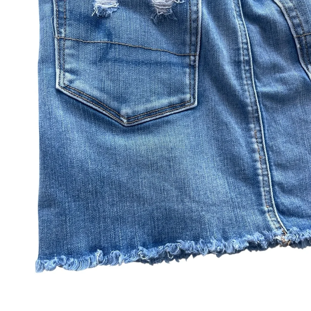 American Eagle Women’s 4 Light Wash Hi-Rise Mini Next Level Stretch X Jean Skirt